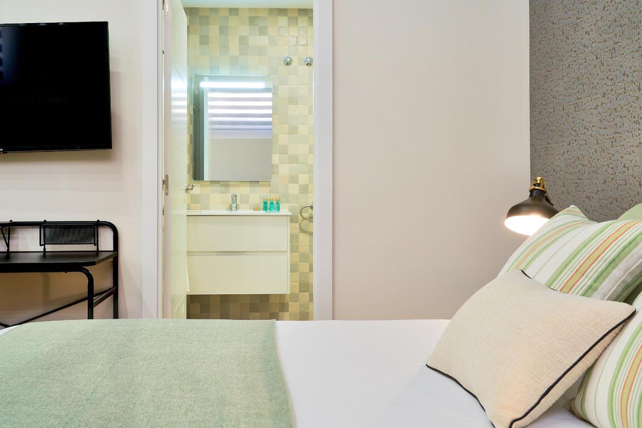 Del Parque Flats Estudio Capuchinos Apartment *